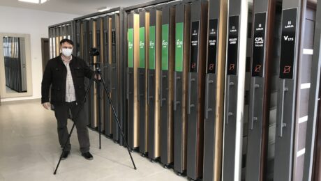 Saša Stojanović slika izložbeni salon unutrašnjih vrata Saša Stojanović slika izložbeni salon unutrašnjih vrata