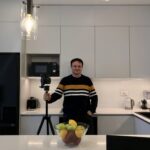 Saša Stojanović sa profesionalnom opremom za slikanje u 360 stepeni
